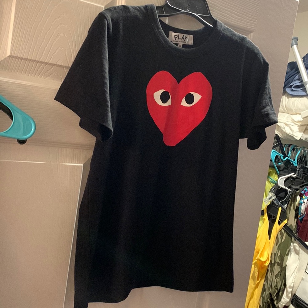 PLAY COMME des GARÇONS Heart Face Graffic TShirt